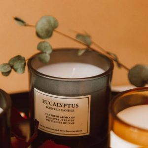 Świeca zapachowa sojowa – Leśny cedr – 150 g